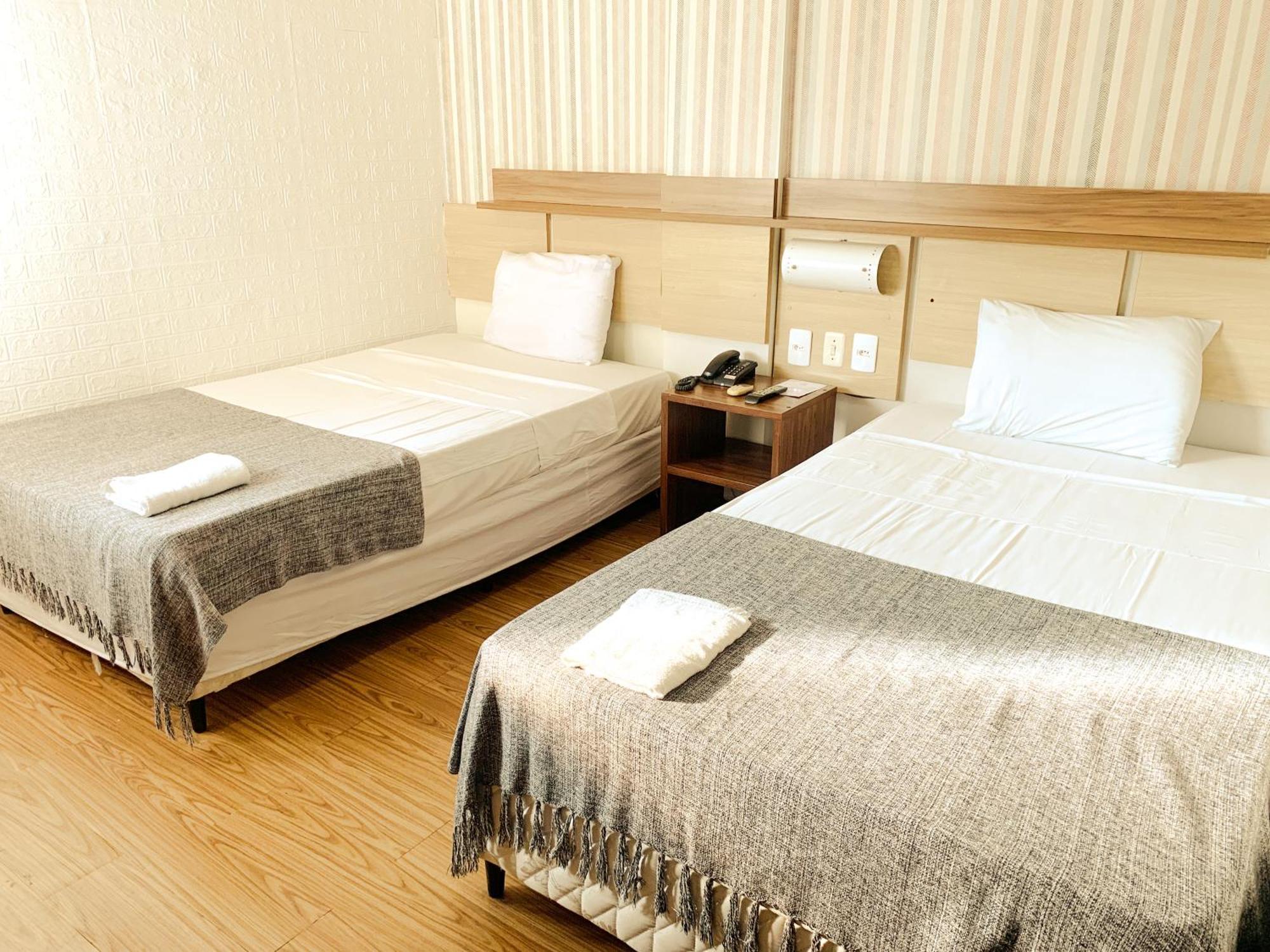 Hotel Do Largo มาเนาส์ ภายนอก รูปภาพ