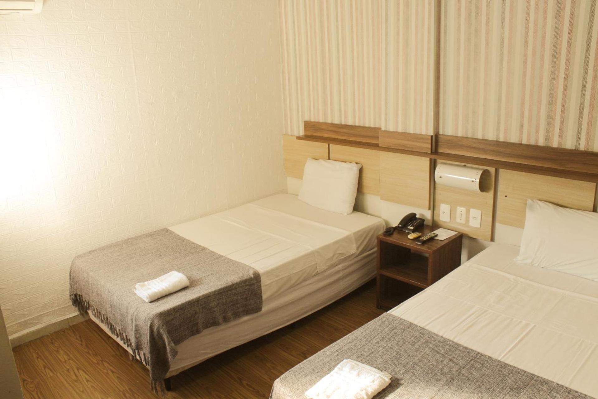 Hotel Do Largo มาเนาส์ ภายนอก รูปภาพ