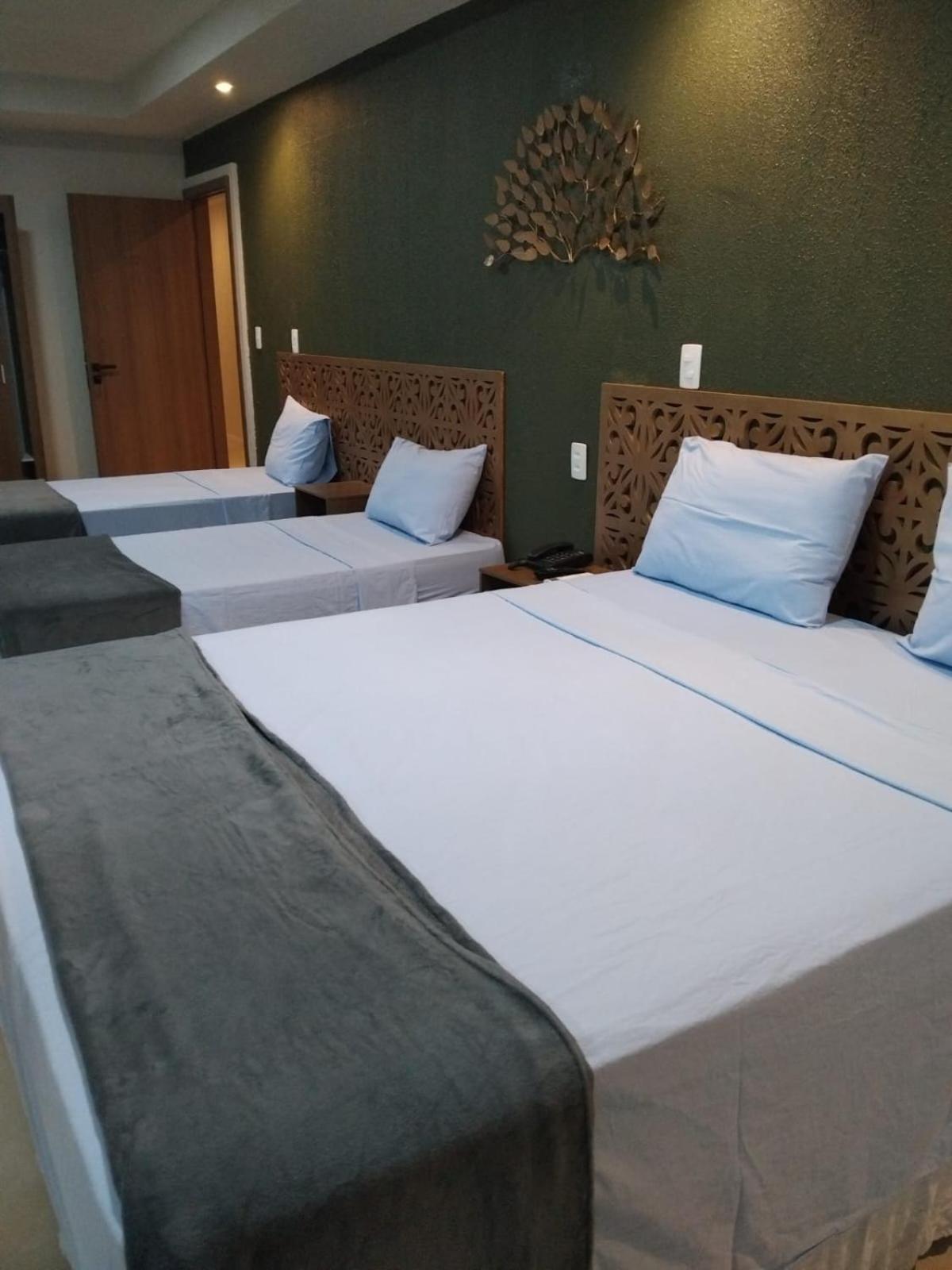 Hotel Do Largo มาเนาส์ ภายนอก รูปภาพ